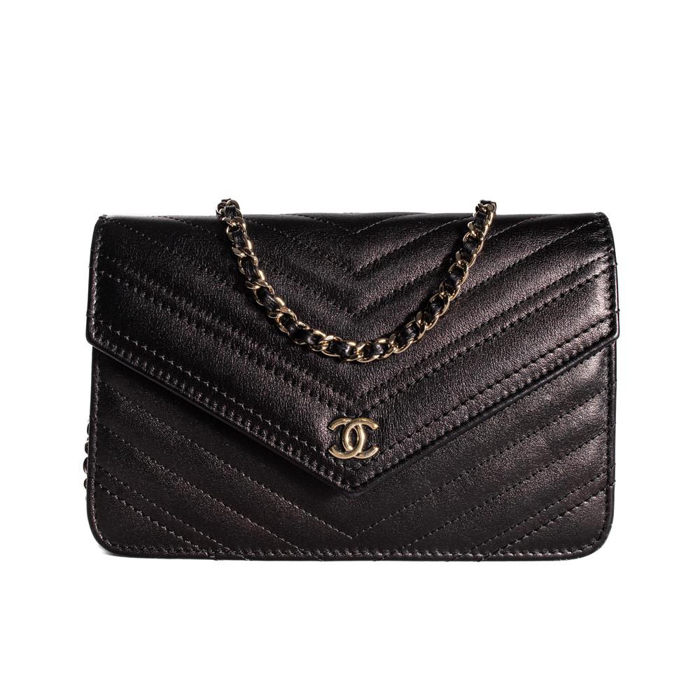 My Sister s Closet Chanel Chanel Black Chevron Bag