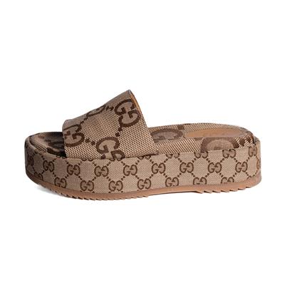 Gucci Size 38 Brown Logo Platform Sandals