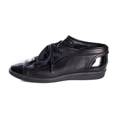 Chanel Size 38.5 Black Leather Shoes